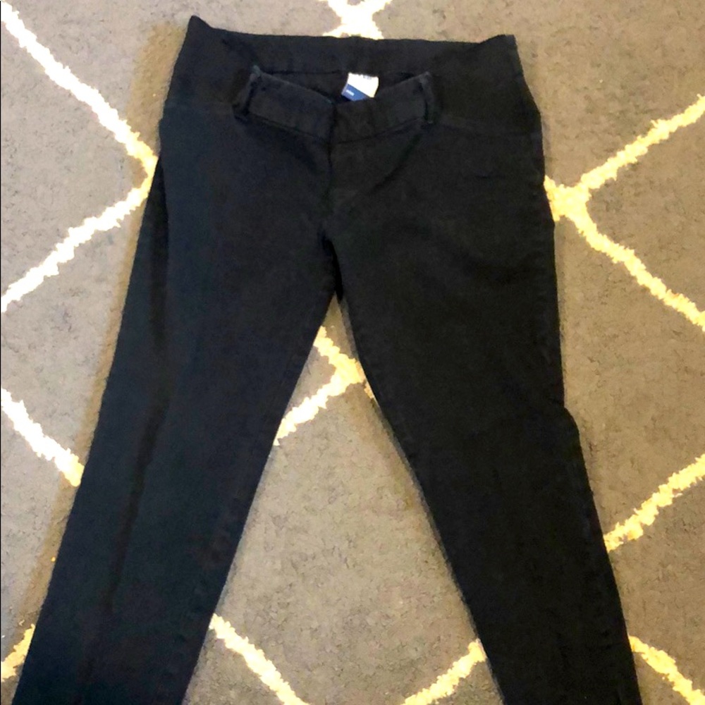 Old navy maternity pants